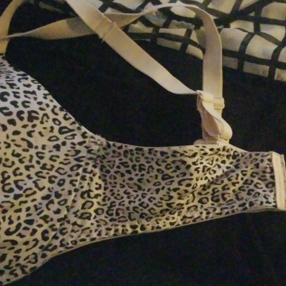Playtex Other - Playtex Secrets Bra Playtex Other - Playtex Secrets Bra